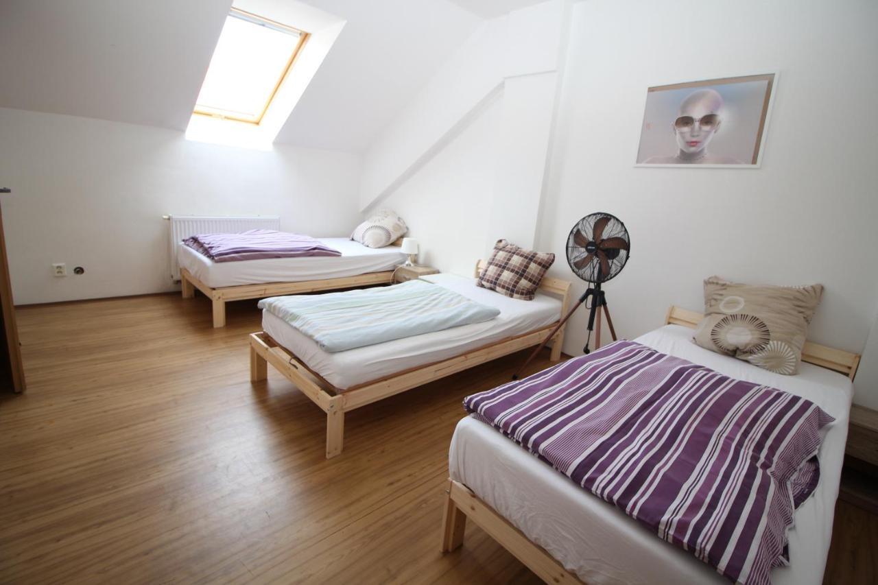 Residence Praha Aparthotel Luaran gambar