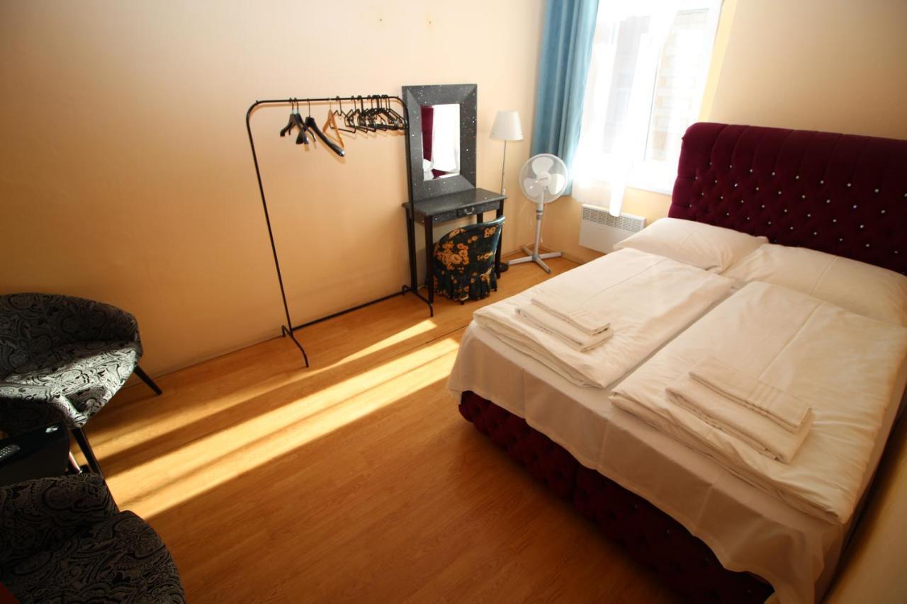 Residence Praha Aparthotel Bilik gambar