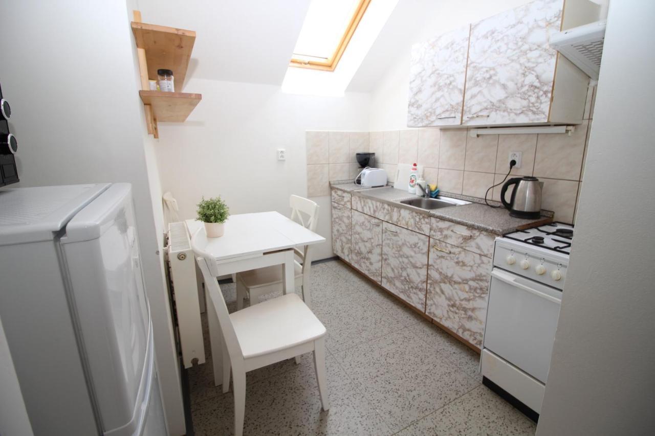 Residence Praha Aparthotel Luaran gambar